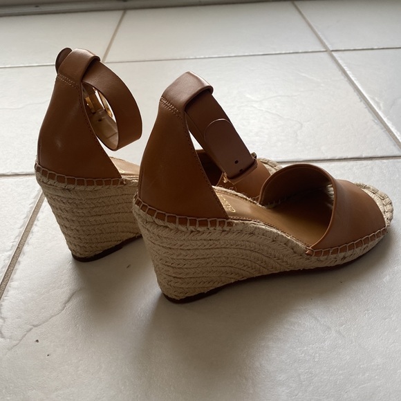 Brand new Vince Camuto woman wedge - Picture 2 of 2